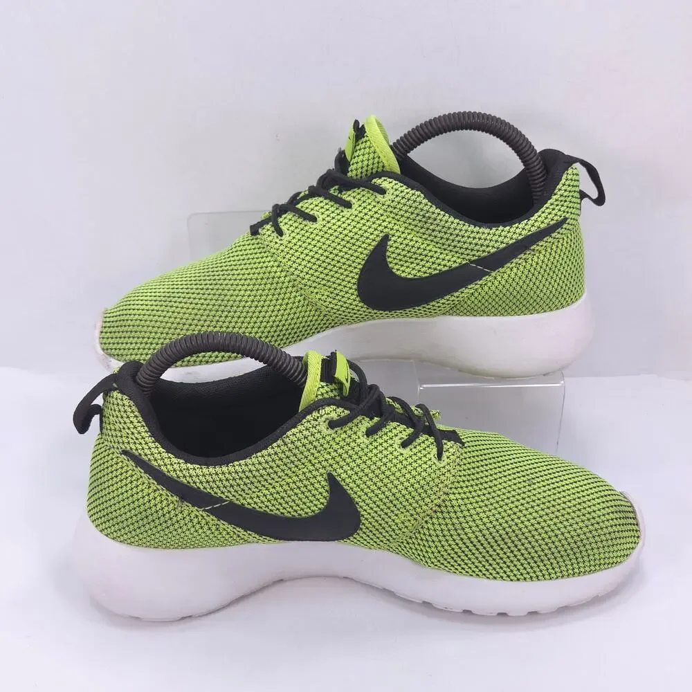 Nike Roshe Run Athletic Lace Up Shoe Youth Boys Size 6.5 599728-700 Green